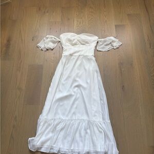 Gianni Bini Elegant White Off-Shoulder Dress